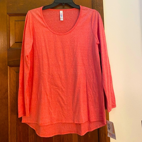 Lularoe Lynnae - Picture 1 of 3